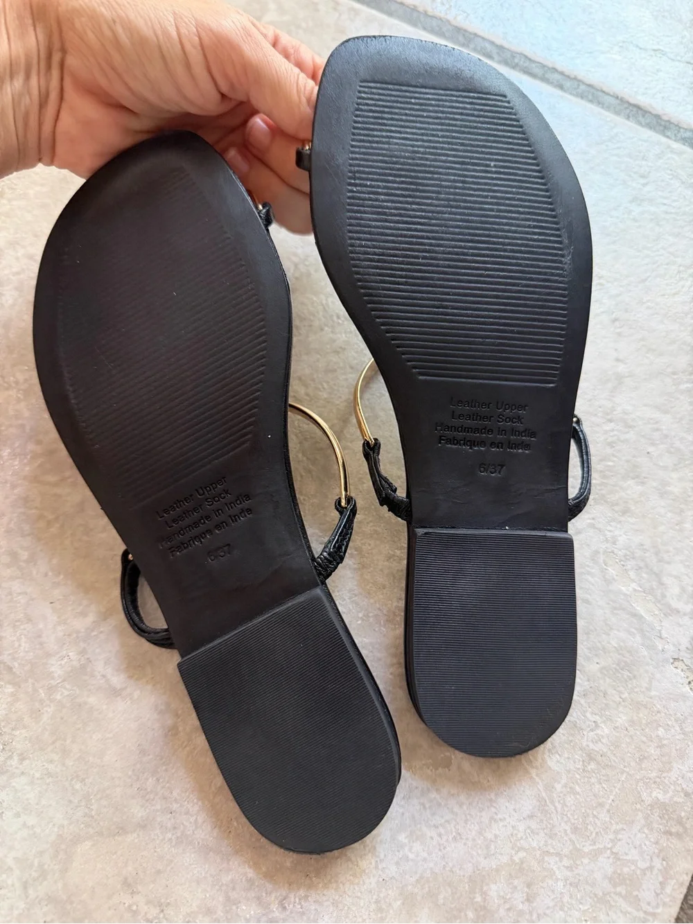 Jeffrey Campbell Black Leather Gold Toe Ring Flat Sandals Linques Size 6 / 37